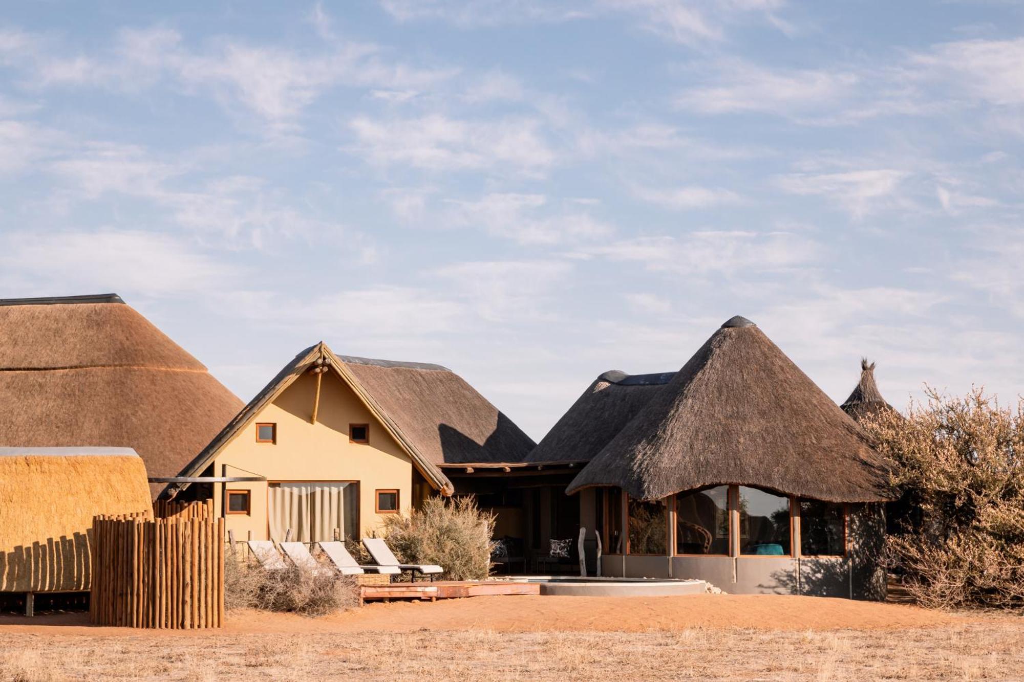 Kalahari Red Dunes Lodge Kalkrand ภายนอก รูปภาพ